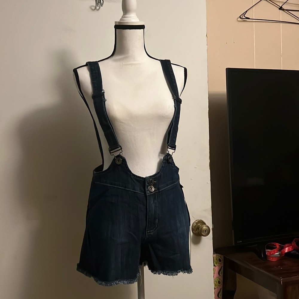 Woman overall shorts